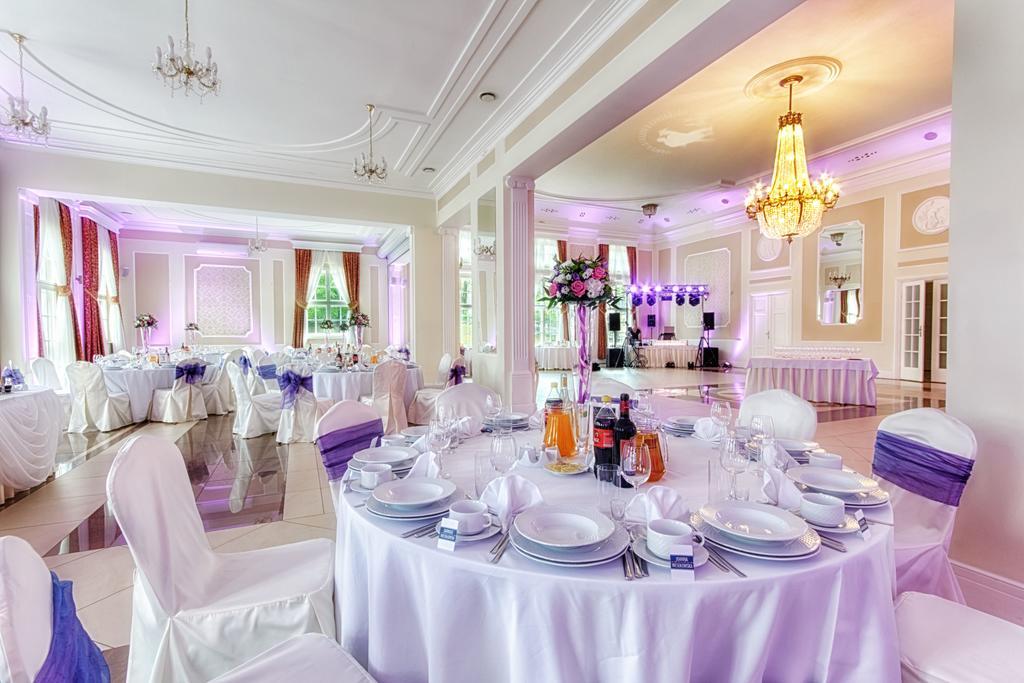 Riverside Hotel ววอตซวาเวก ภายนอก รูปภาพ